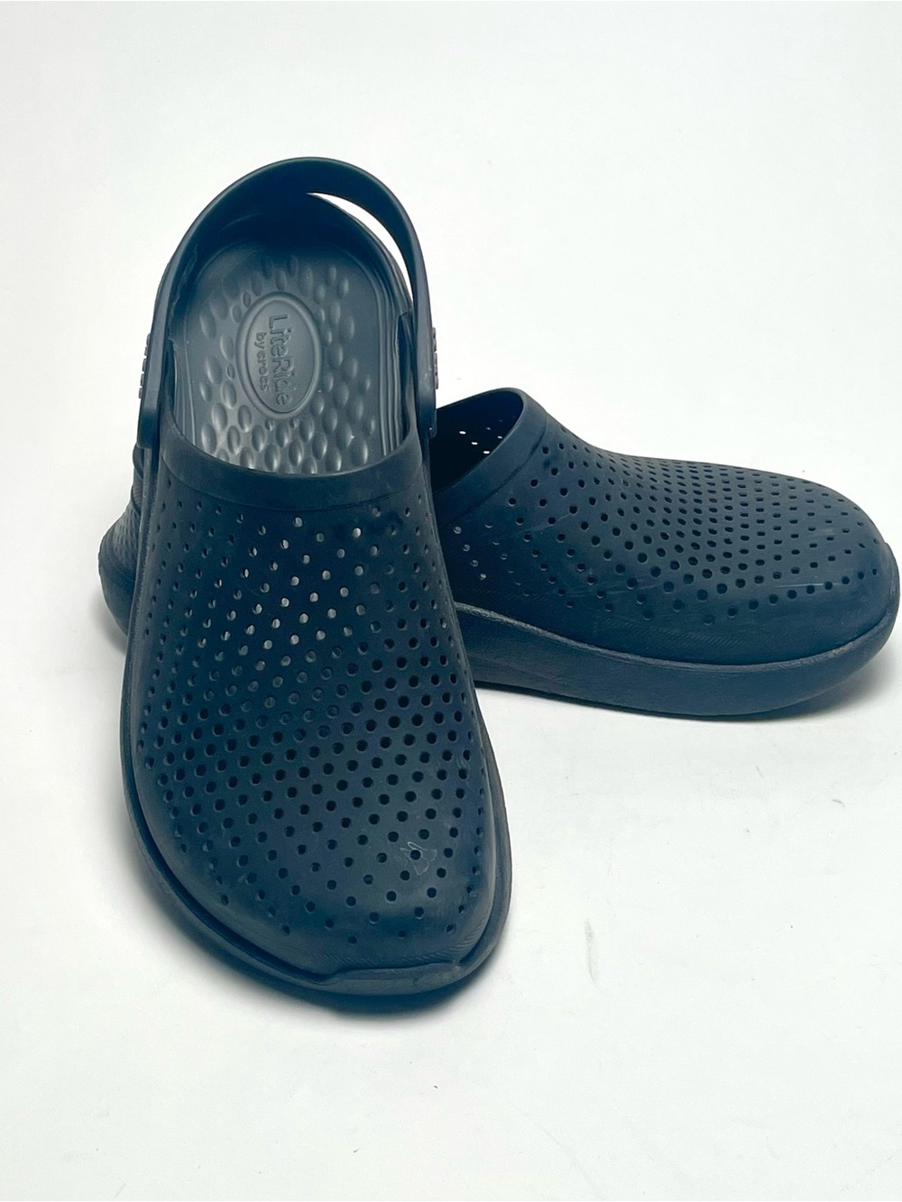 Crocs InMotion LiteRide Clogs Sandals Slip On Black Men's Size 7, Women’s Size 9